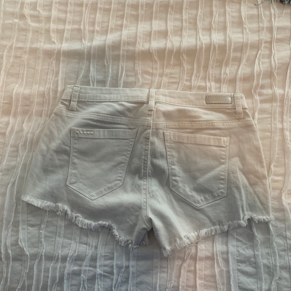 COPY - Blank NYC embroidered denim shorts - Picture 2 of 3